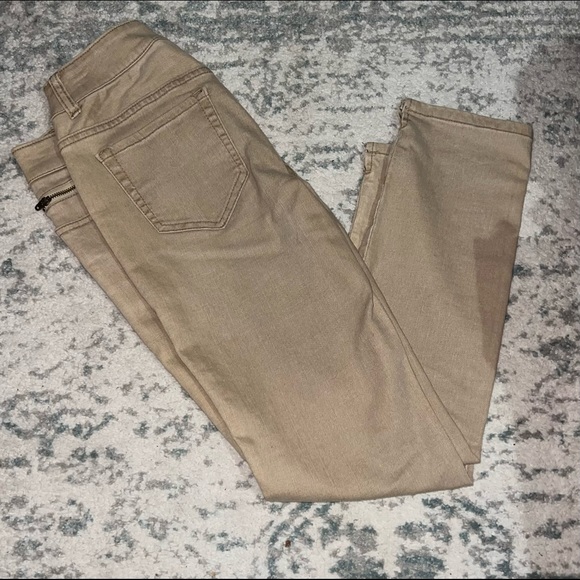 Chicos Khakis - Picture 4 of 6